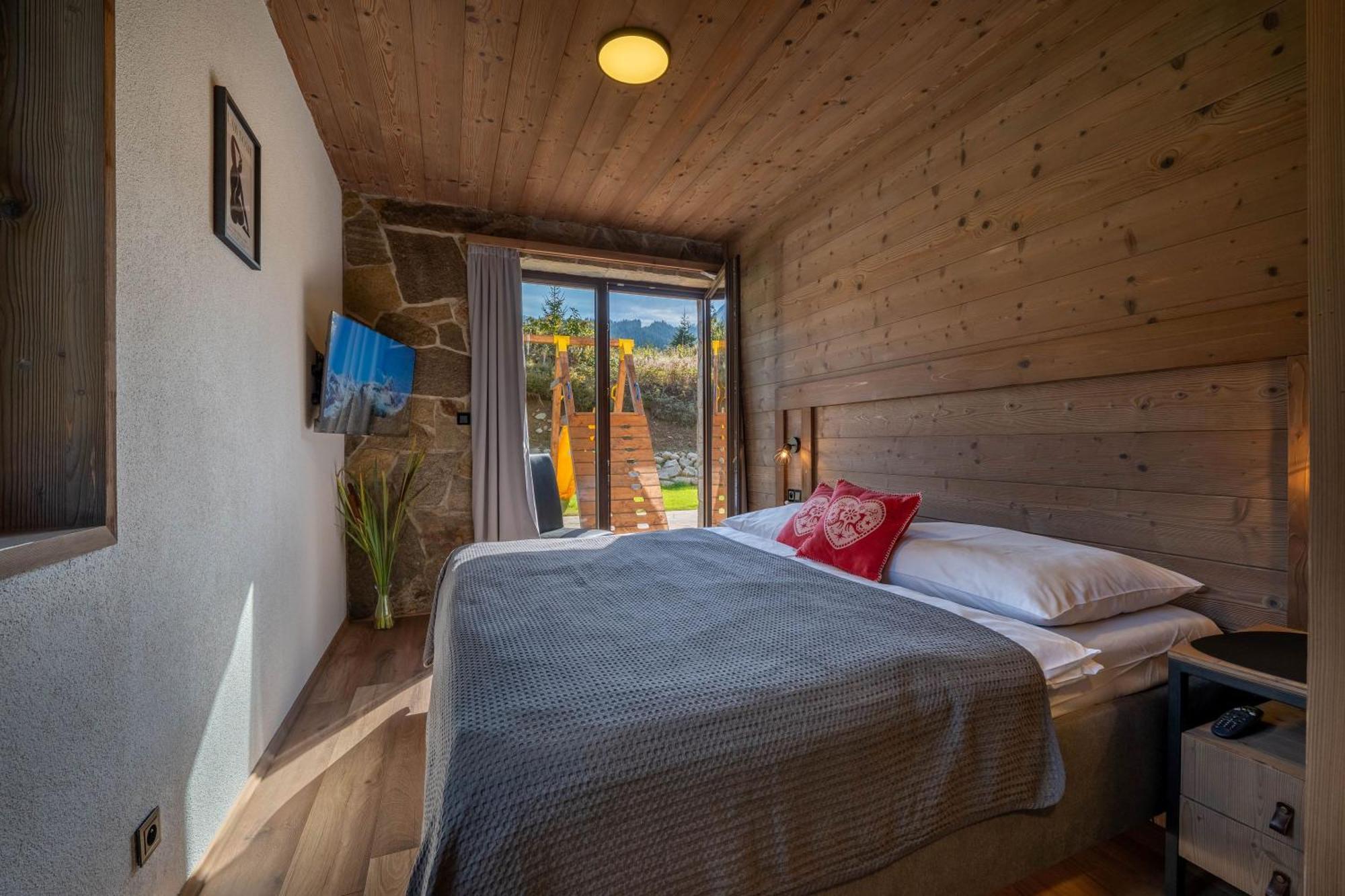 Hillview Jasna Chalet เดมานอฟสกา โดลินา ภายนอก รูปภาพ