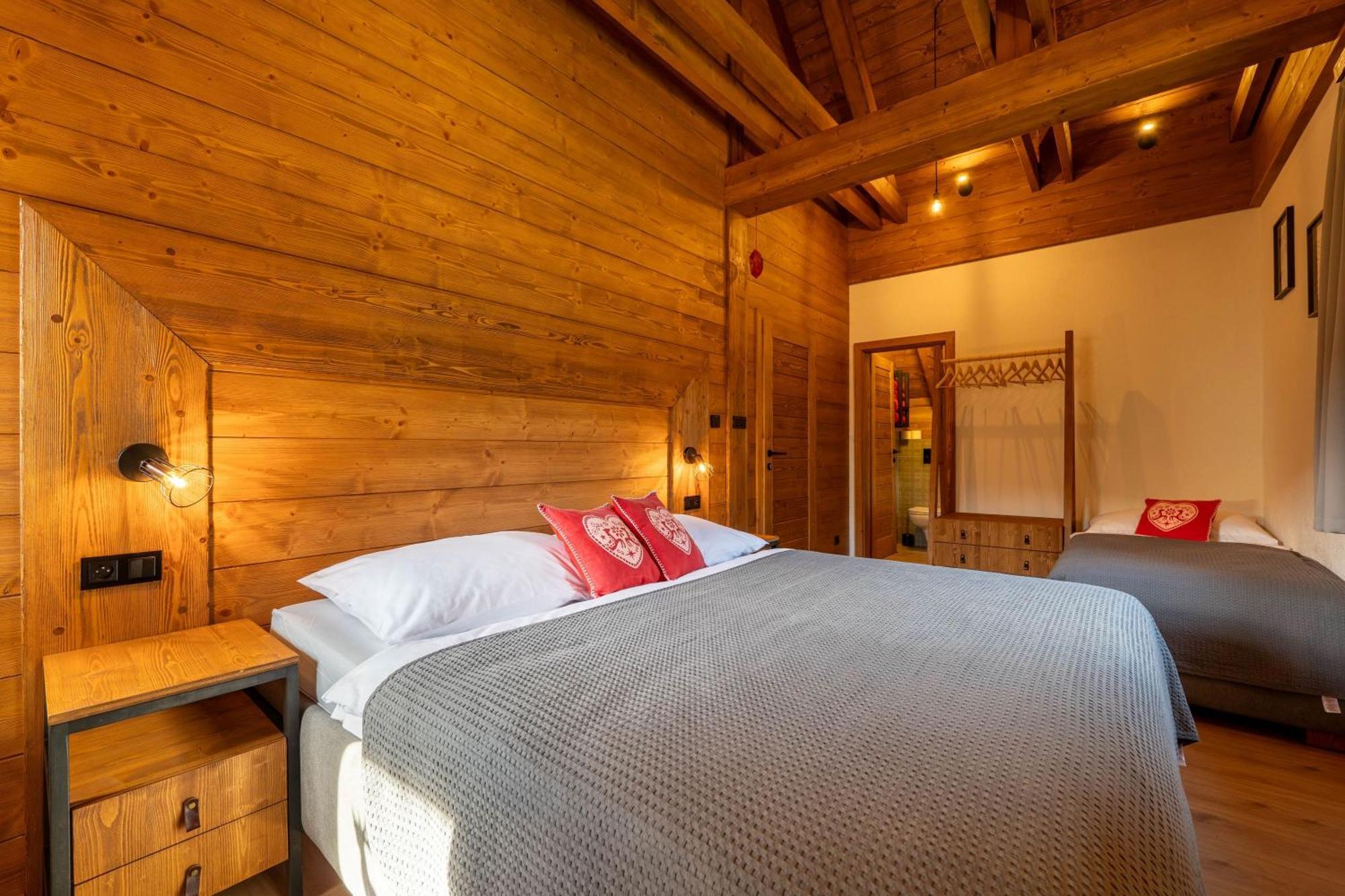 Hillview Jasna Chalet เดมานอฟสกา โดลินา ภายนอก รูปภาพ
