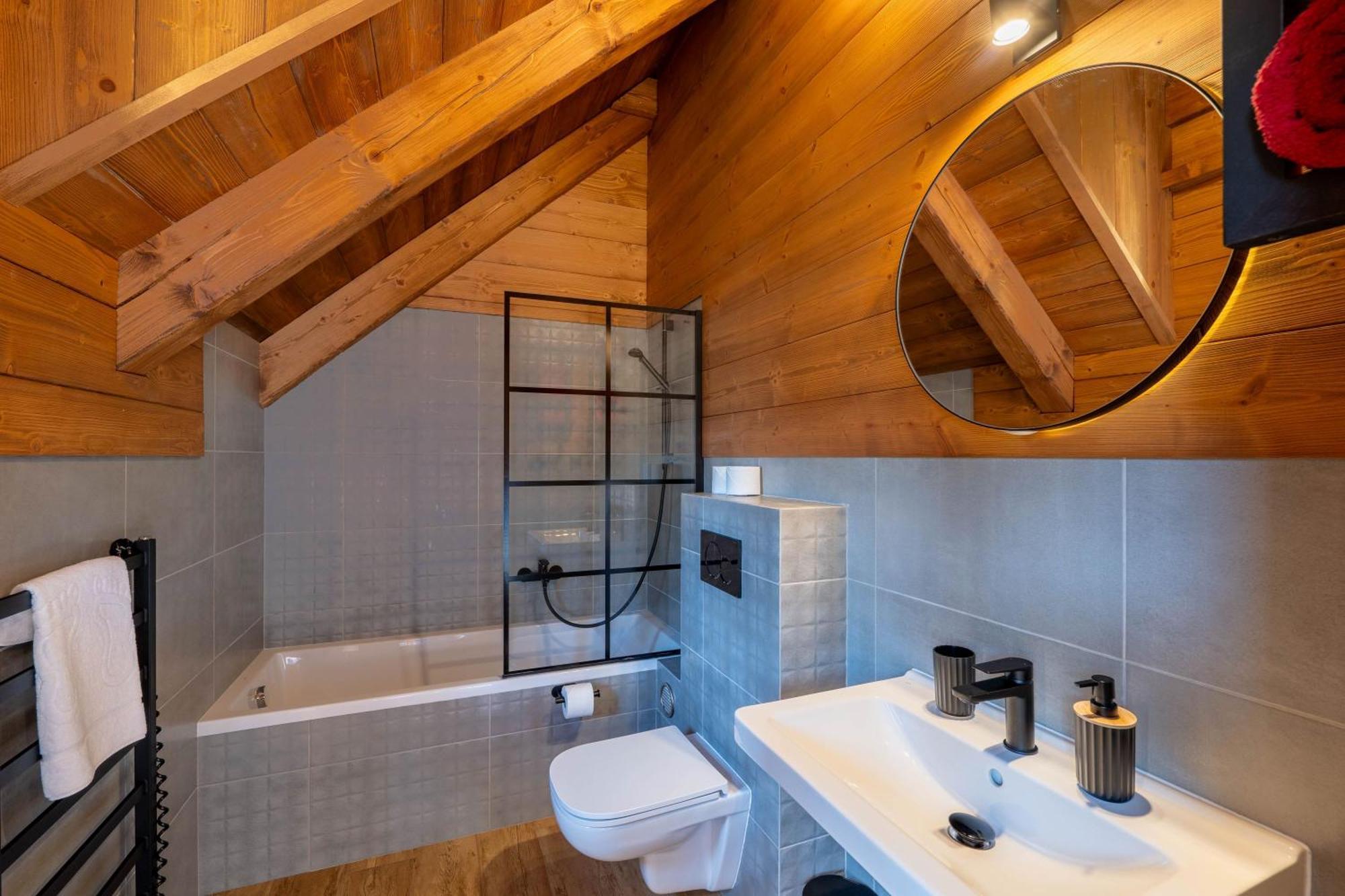 Hillview Jasna Chalet เดมานอฟสกา โดลินา ภายนอก รูปภาพ